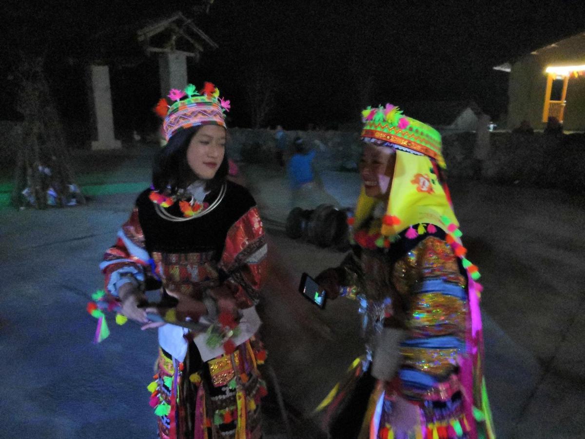 Long Co Tran - Homestay&Tea Ceremony Loung Co Bagian luar foto